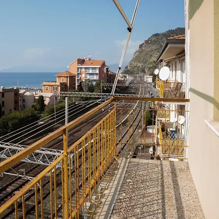 Lägenhet 014 - La Casa Di Viky In Centro, Vista Mare 100m Dalla Spiaggia Sestri Levante